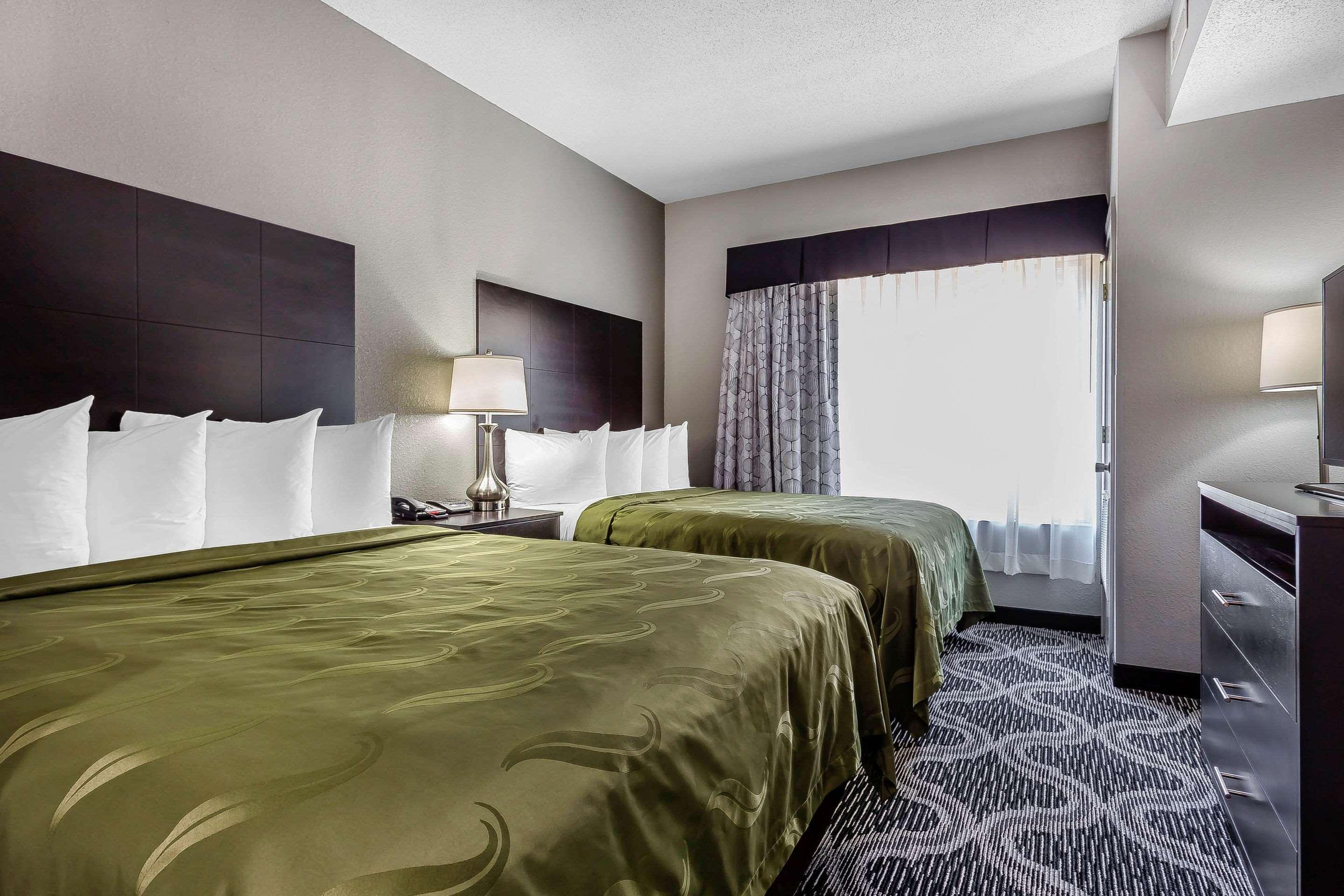 Quality Suites Pineville - Charlotte מראה חיצוני תמונה