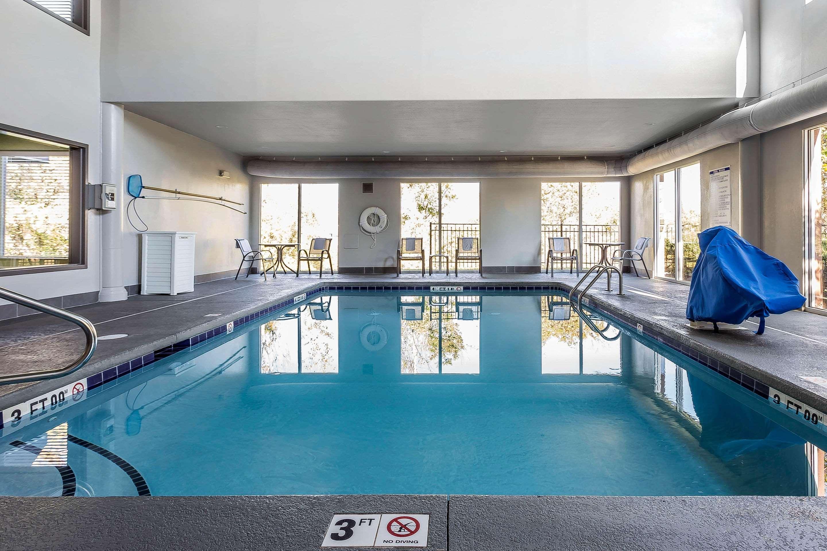 Quality Suites Pineville - Charlotte מראה חיצוני תמונה