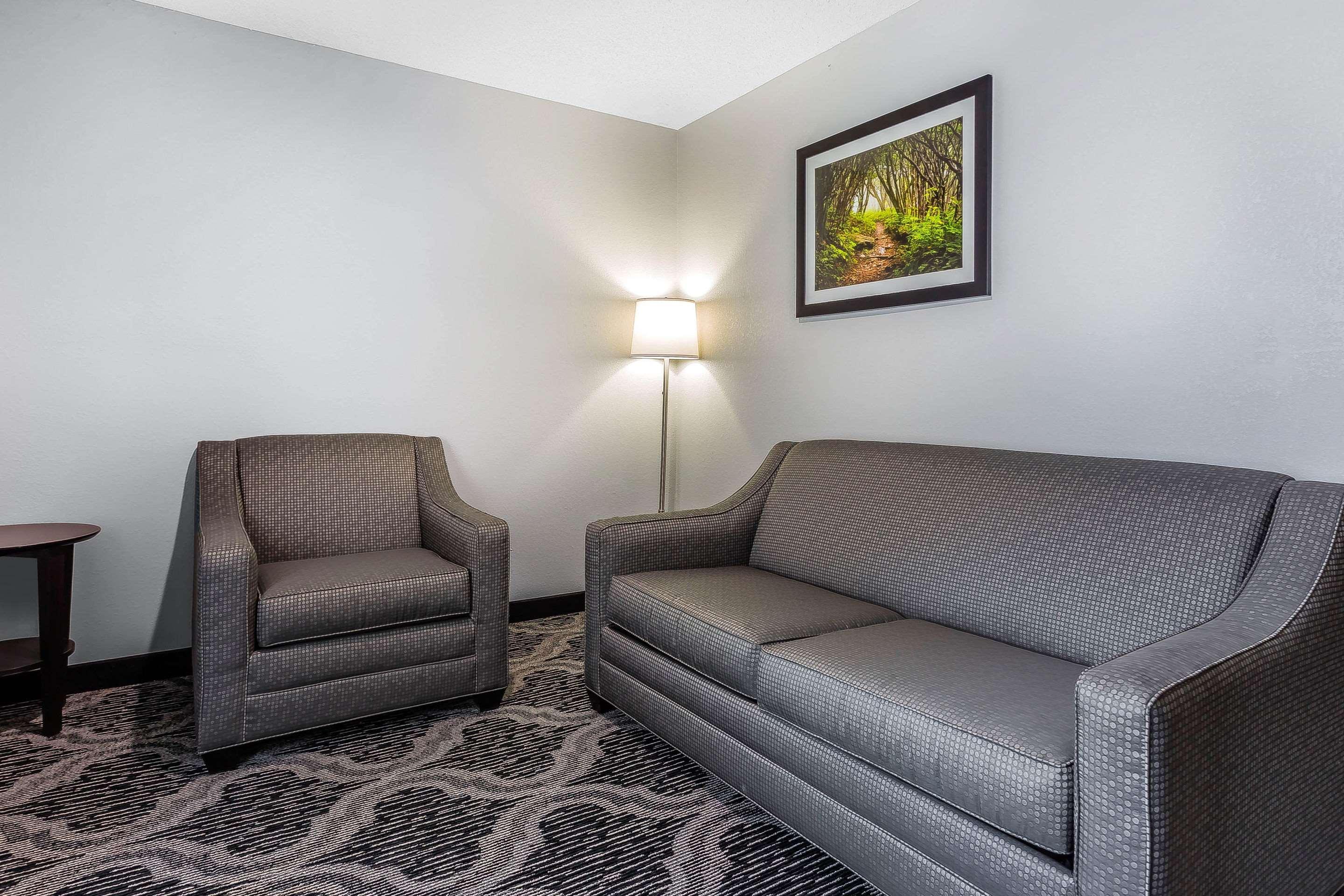 Quality Suites Pineville - Charlotte מראה חיצוני תמונה