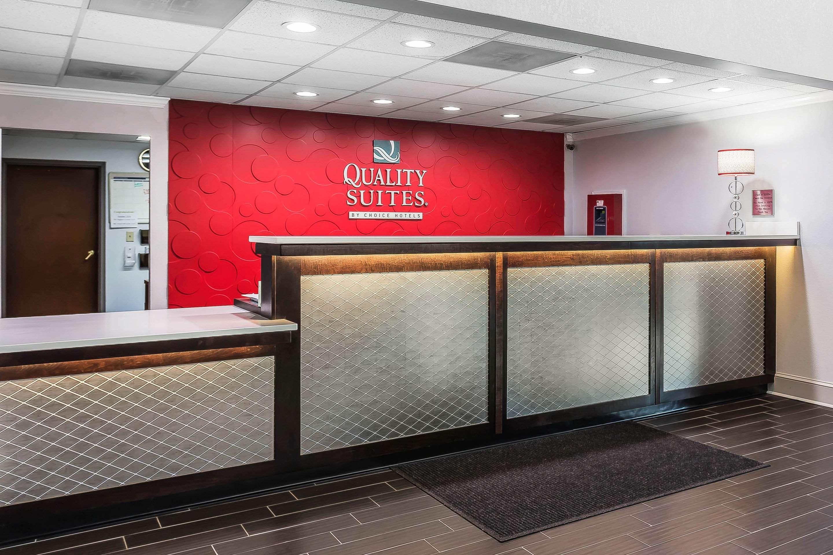 Quality Suites Pineville - Charlotte מראה חיצוני תמונה