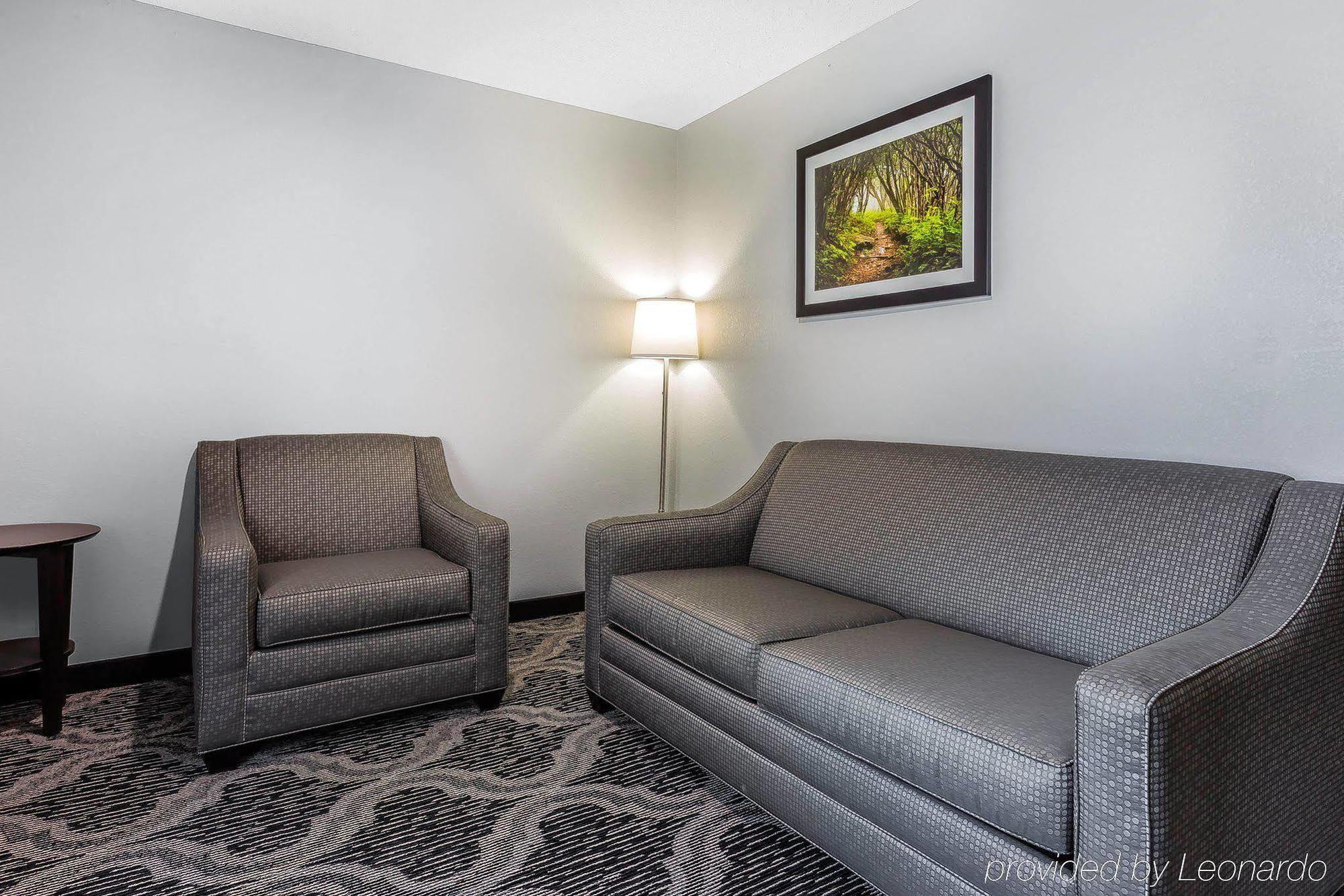 Quality Suites Pineville - Charlotte מראה חיצוני תמונה